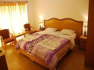 Hotel Ladakh Continental Лех Екстериор снимка